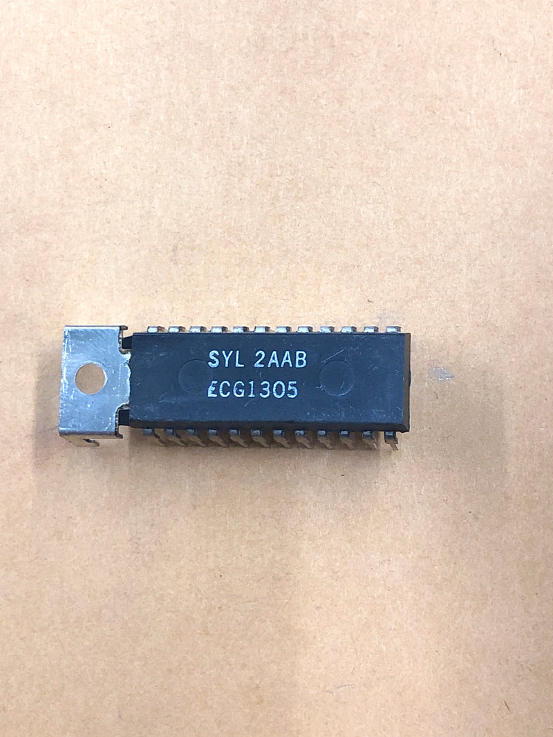 ECG1305, TV Chroma Demodulator IC ~ 24 Pin DIP-ET (NTE1305, CX173)