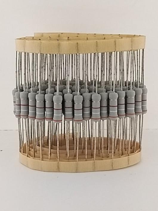 3.9K Ohm, 2 Watt, 5% Flame Retardant Resistors ~ 100 Pack