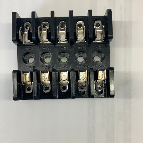 1023 5 Section 3AG Fuse Block